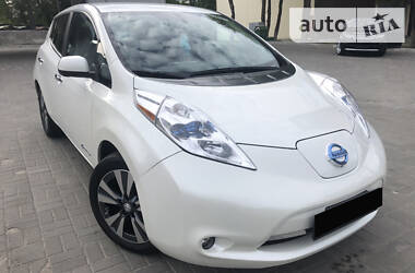 Nissan Leaf 30 кВт 2015