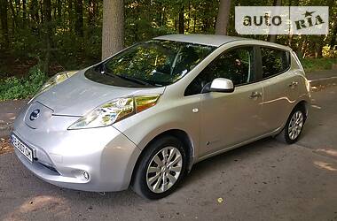 Nissan Leaf  2013