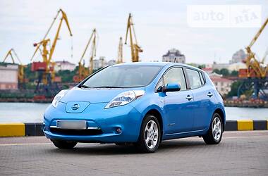 Nissan Leaf SV 2012