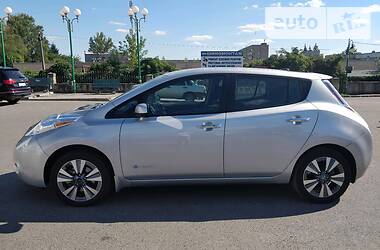 Nissan Leaf  2016