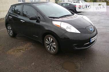 Nissan Leaf  2014