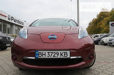 Nissan Leaf  2013