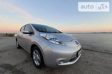 Nissan Leaf SV Premium 2013