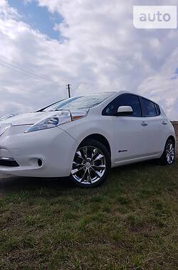 Nissan Leaf S 2014