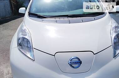 Nissan Leaf  2014