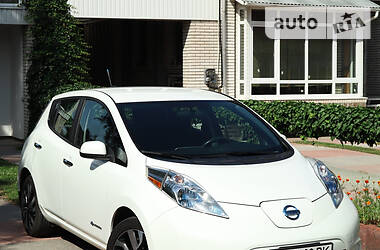 Nissan Leaf  2013