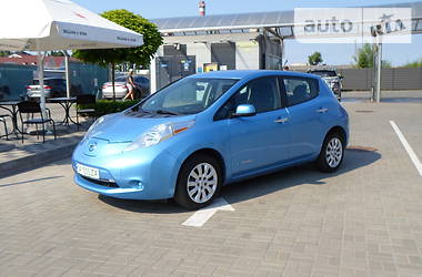 Nissan Leaf  2013