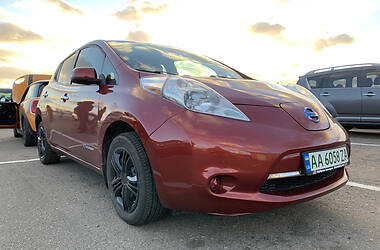 Nissan Leaf  2014