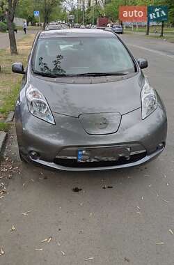 Nissan Leaf  2014