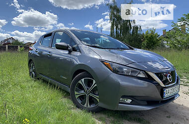 Nissan Leaf sv  2018