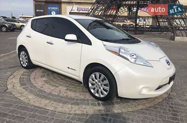 Nissan Leaf S 2016