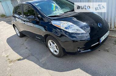 Nissan Leaf SV 2013