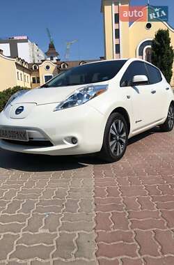 Nissan Leaf  2015
