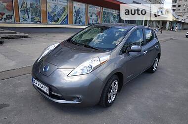 Nissan Leaf  2014