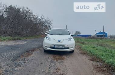 Nissan Leaf  2015