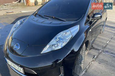 Nissan Leaf  2015