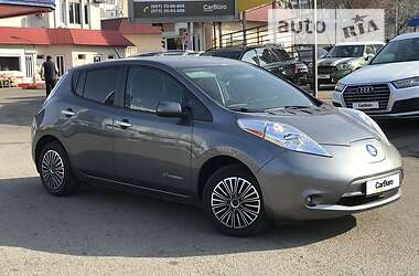 Nissan Leaf  2017