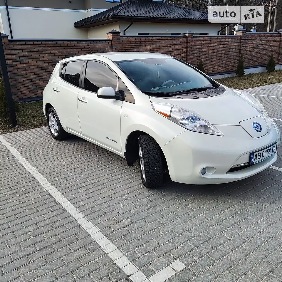 2011 Nissan Leaf - мініатюра 5