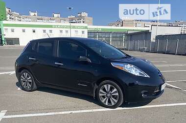 Nissan Leaf  2014