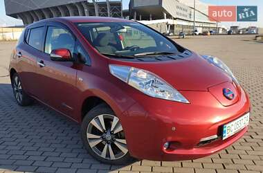 Nissan Leaf  2013