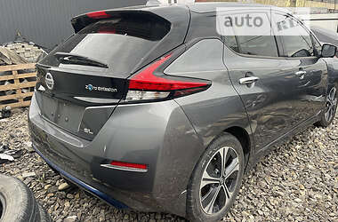 Nissan Leaf  2018