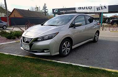 Nissan Leaf  2020