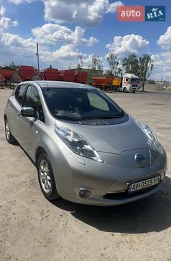 Nissan Leaf  2014