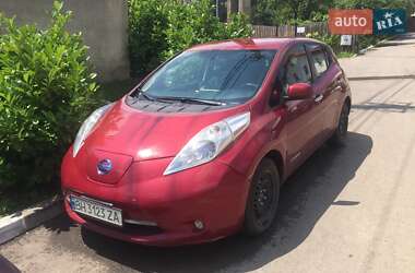Nissan Leaf  2013