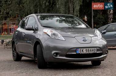 Nissan Leaf  2014
