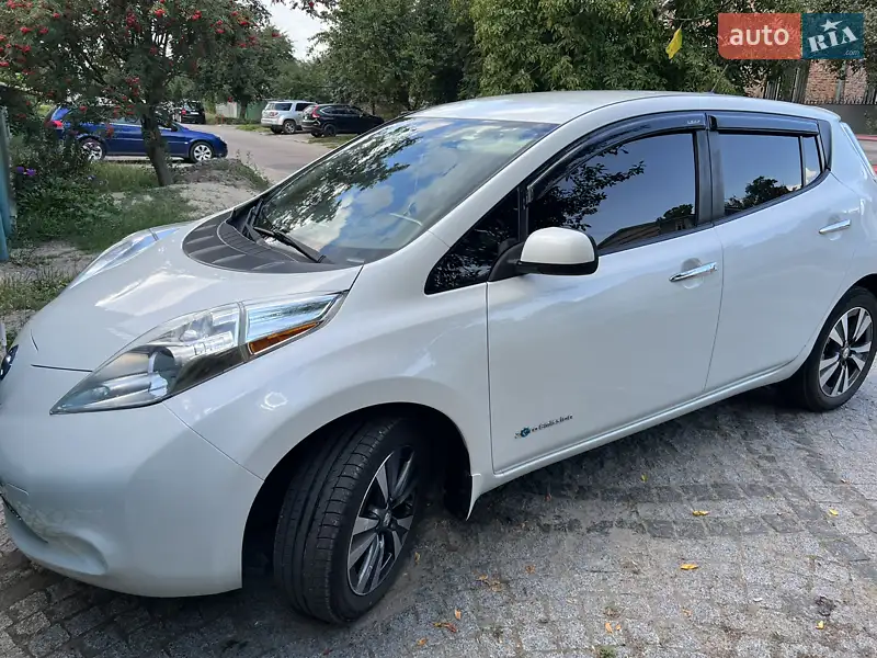 Nissan Leaf 2015