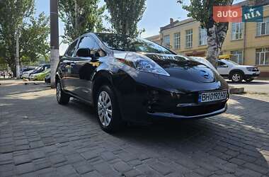 Nissan Leaf  2014