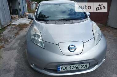 Nissan Leaf  2014
