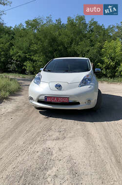 Nissan Leaf  2014