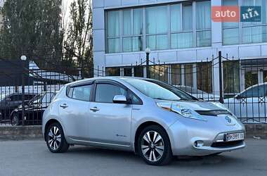 Nissan Leaf  2015