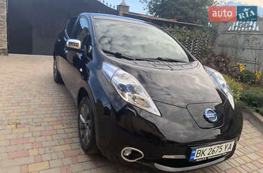 Nissan Leaf  2014