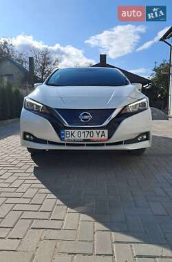 Nissan Leaf  2019