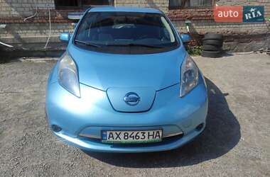 Nissan Leaf  2014