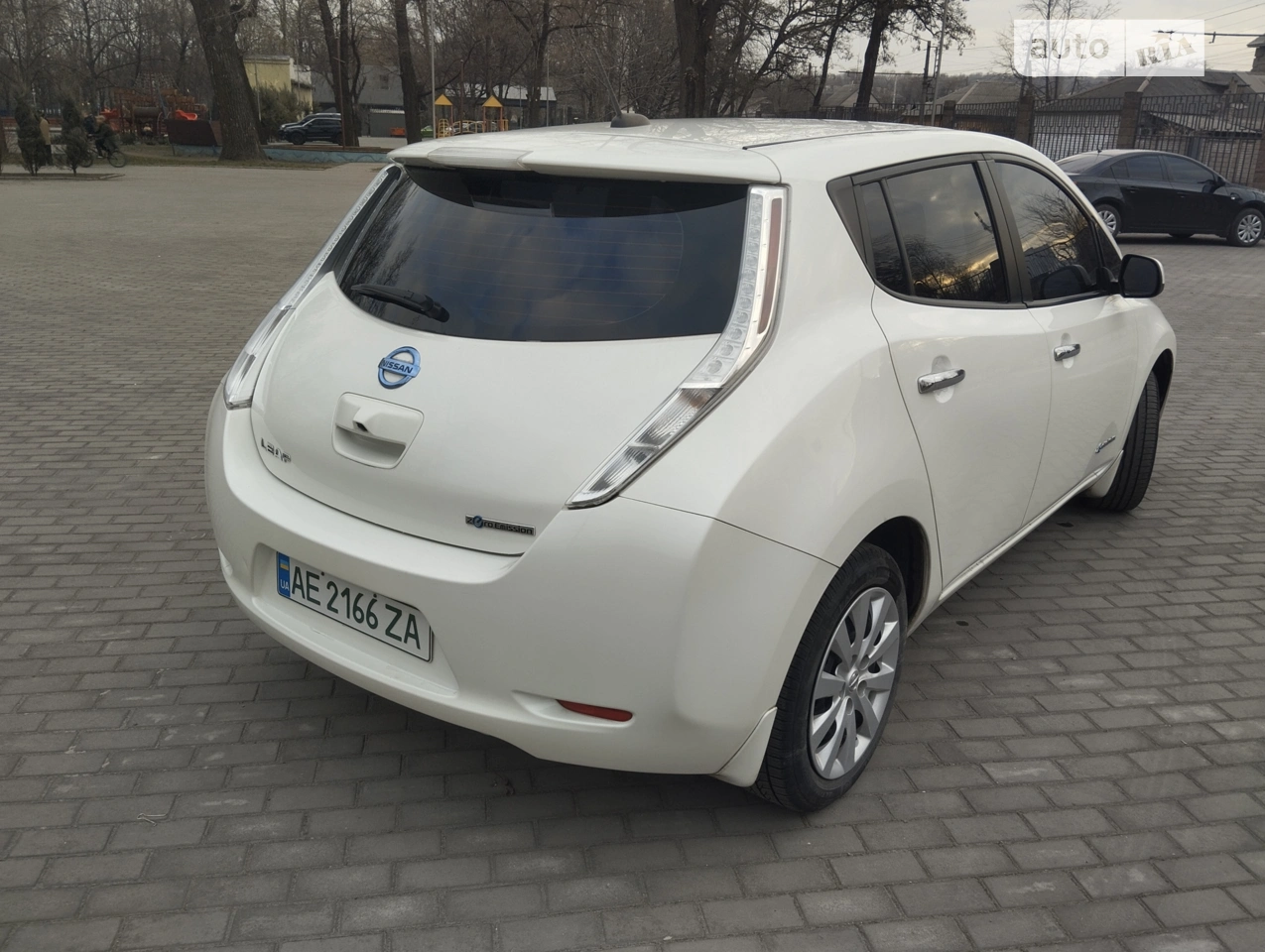 2016 Nissan Leaf - мініатюра 5
