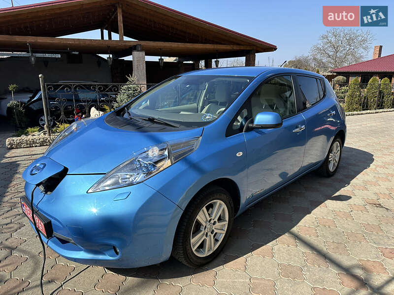 Nissan Leaf 2011 року в Одесі