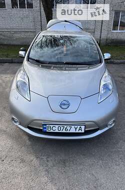 Nissan Leaf  2013