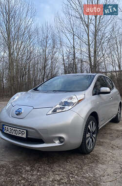 Nissan Leaf  2013
