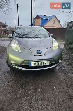 Nissan Leaf  2013