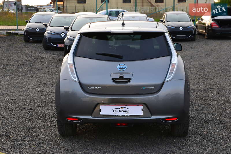 Хэтчбек Nissan Leaf 2013 в Луцке