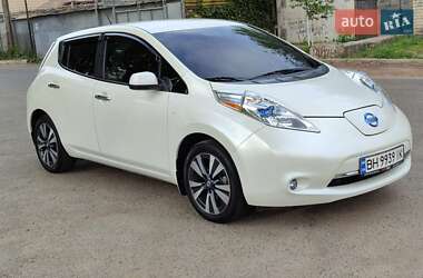 Nissan Leaf  2015