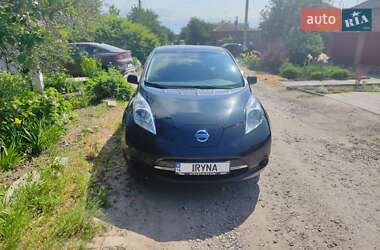 Nissan Leaf  2014