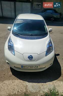 Nissan Leaf  2015