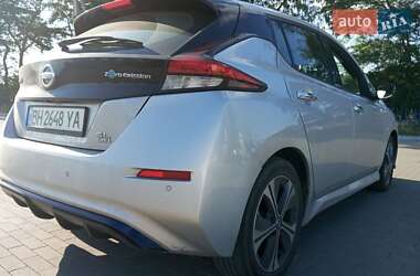 Nissan Leaf  2021