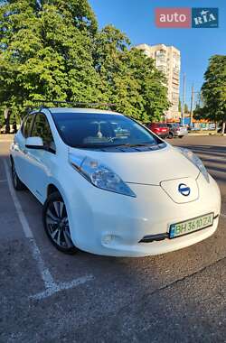 Nissan Leaf  2016