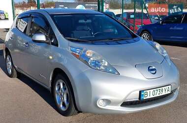 Nissan Leaf  2013