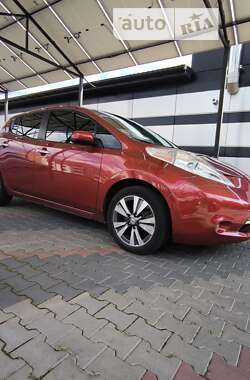 Nissan Leaf  2015